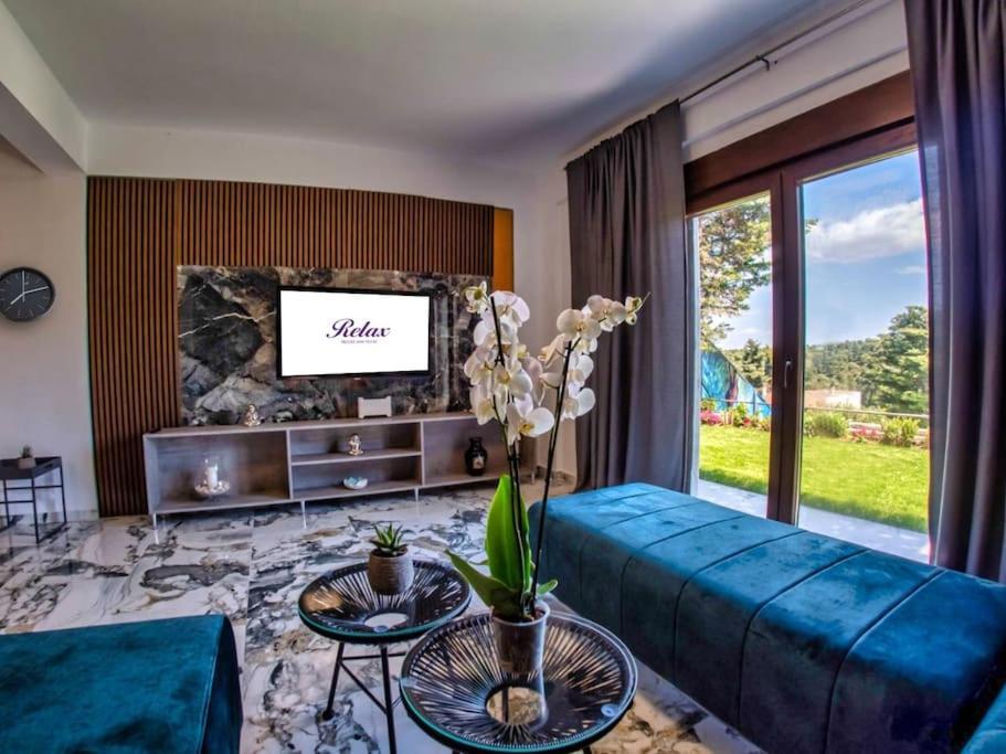 Deluxe Sani Relax Villa Exterior photo