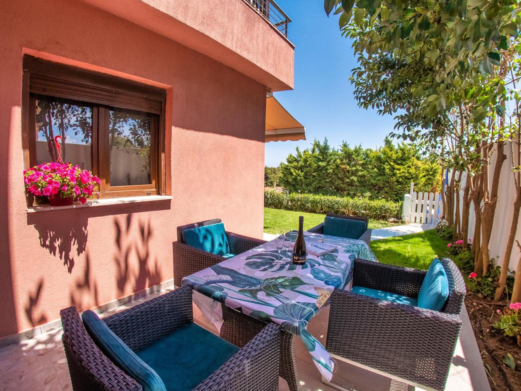 Deluxe Sani Relax Villa Exterior photo