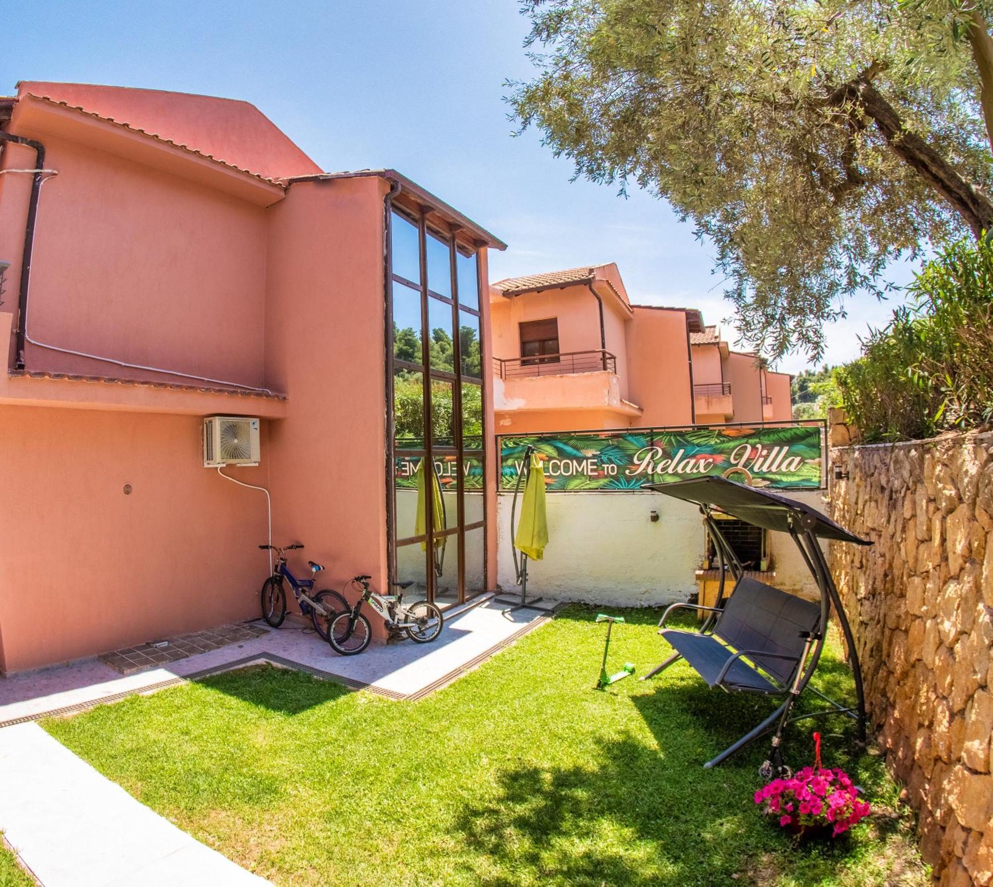 Deluxe Sani Relax Villa Exterior photo