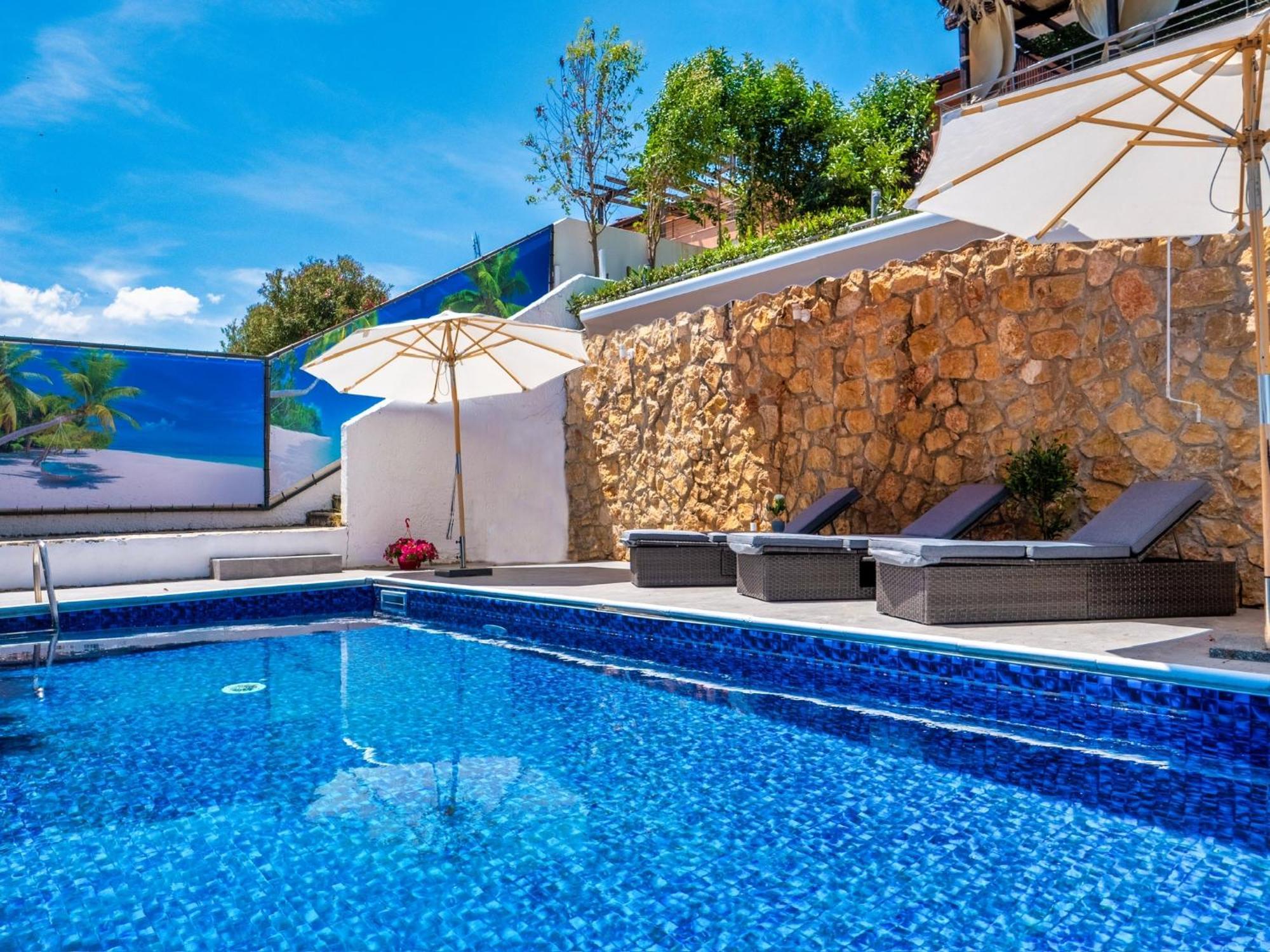 Deluxe Sani Relax Villa Exterior photo